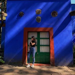 Meet your Posher, Daniela